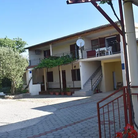 Sekana Apartment Starigrad Paklenica