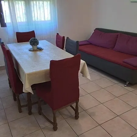 Sekana Appartamento Starigrad Paklenica