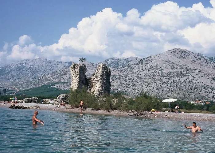 Sekana Apartamento Starigrad Paklenica